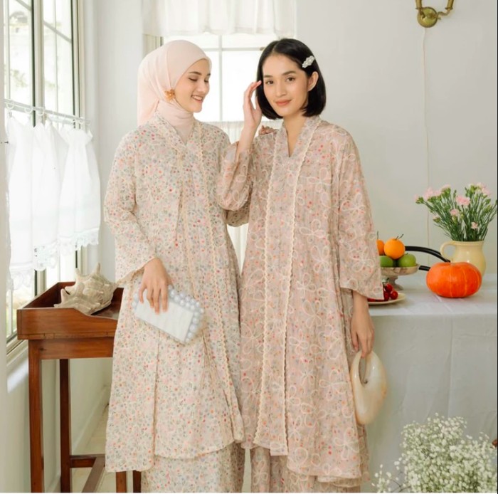 Transformasi Tren Lebaran 2026, Baju Kurung Melayu Siap Dominasi Pasar Modest Wear dan Geser Popularitas Gamis