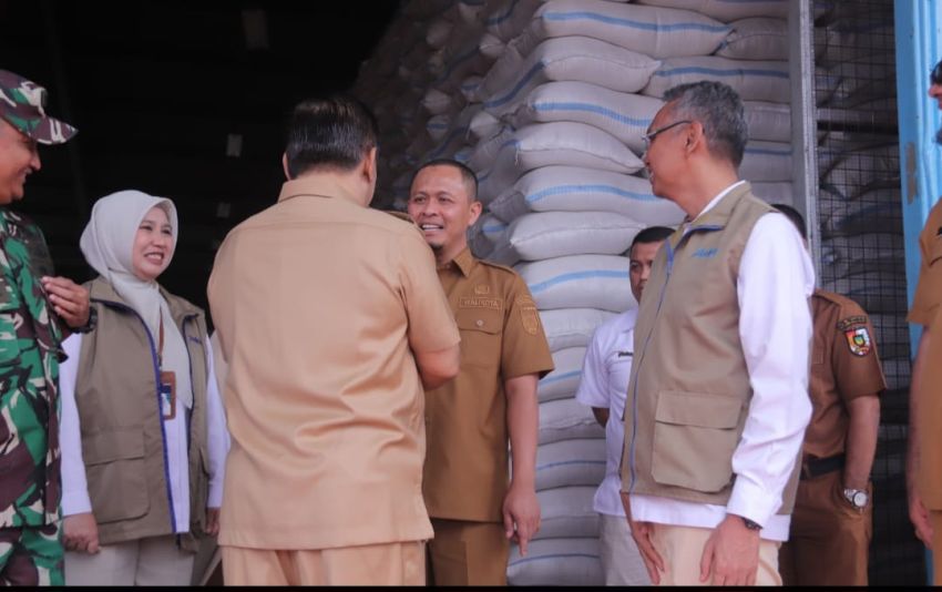 Penerima Bantuan Pangan di Pekanbaru Melonjak Drastis, 63.243 Keluarga Mulai Terima Alokasi Beras dan Minyak Goreng