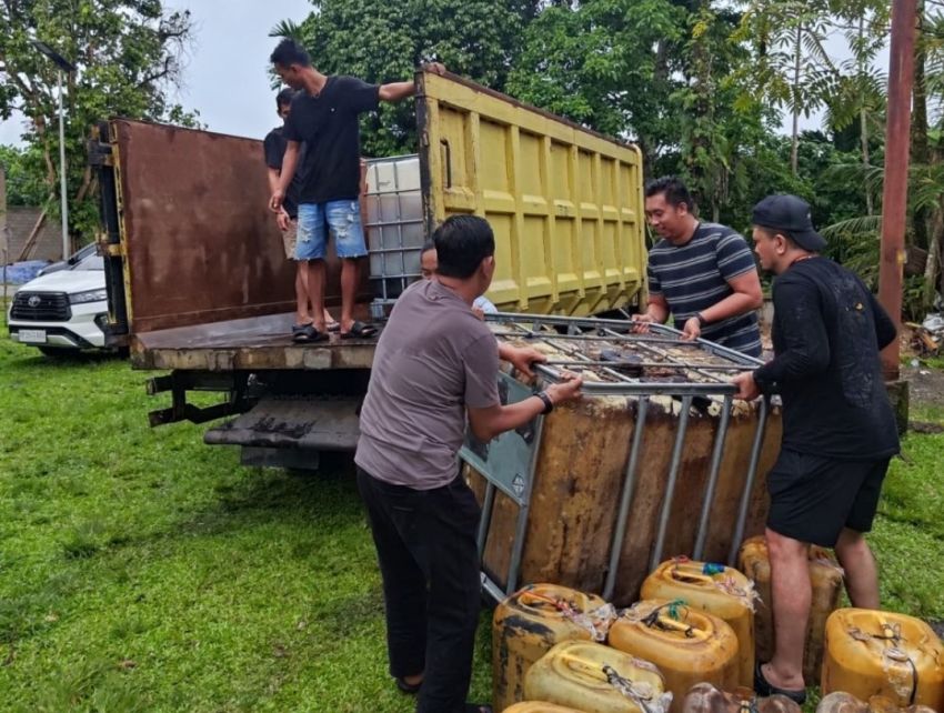 Putus Rantai Tambang Ilegal, Ditreskrimsus Polda Riau Bongkar Penimbunan 3.200 Liter Biosolar di Kuantan Singingi